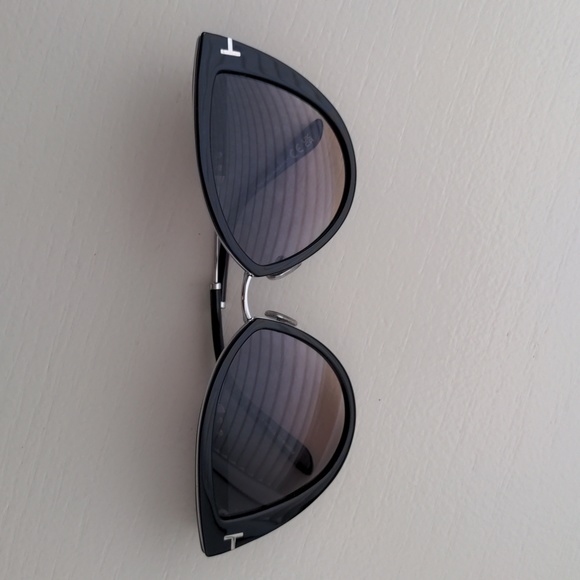 Tom Ford Angelica-02 Sunglasses TF868 01B - Picture 2 of 10